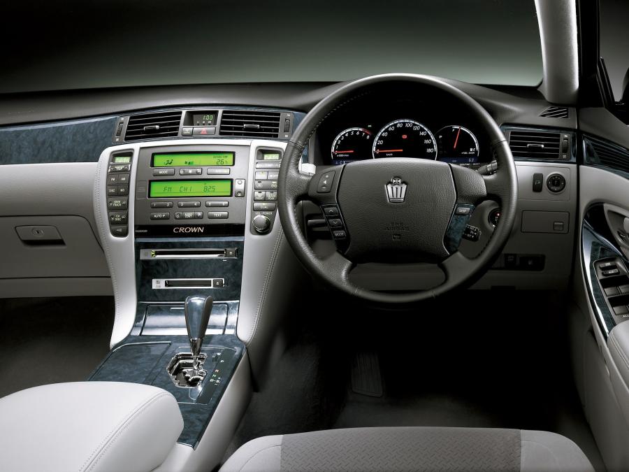  Toyota Crown Athlete 2003 года  (фото 14 из 15)